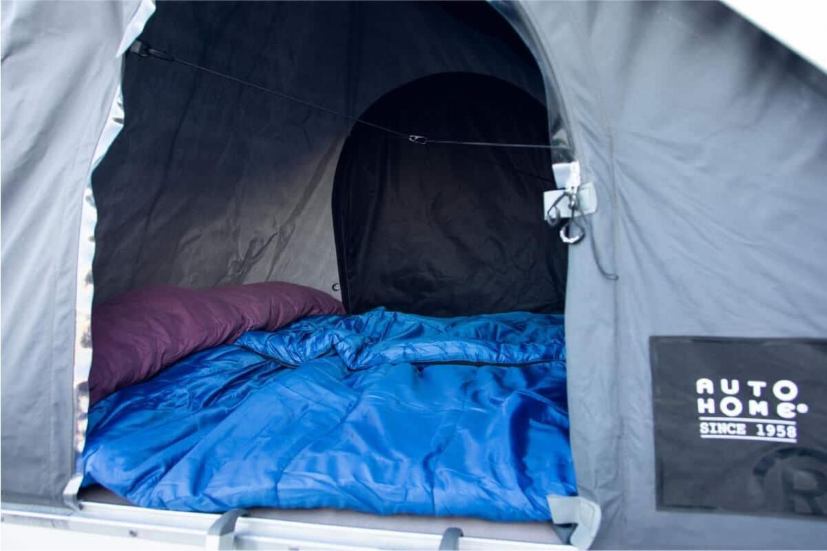 Rent Campervans Keflavík Extérieur photo